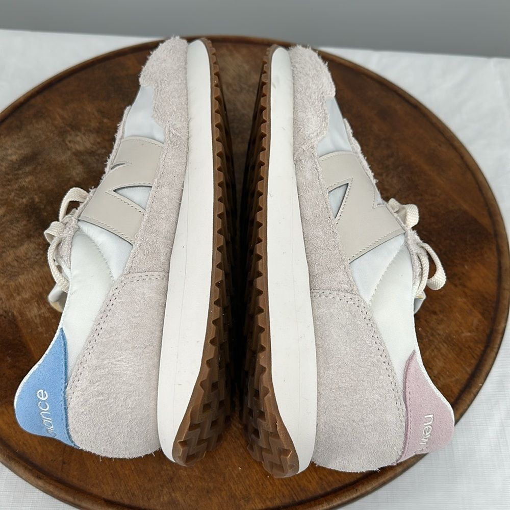 New Balance Shoes Mens 9.5 D 237 White Blue Pink Mismatch Sneakers - Picture 8 of 11